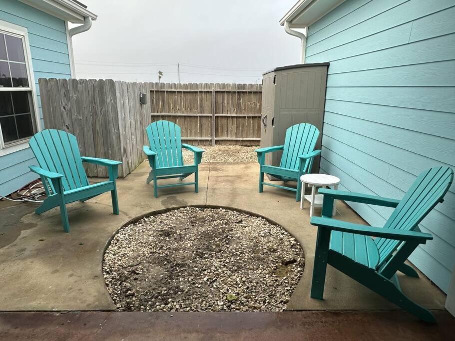 Barefoot Bungalow - Pet Friendly- 2 Bdrm Townhome Корпус-Крісті Екстер'єр фото